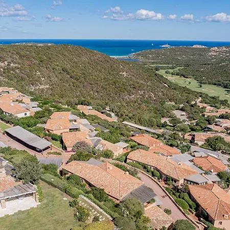 Cala Di Volpe - Casa Vista Mare E Campo Da Golf Daire *